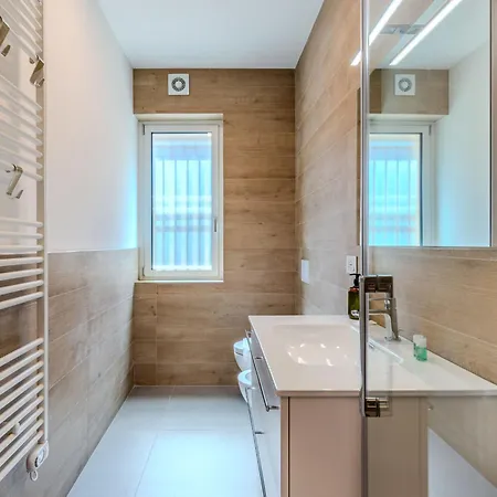 Apartment Renza By Interhome Colico